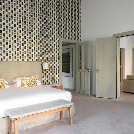 Hotel Royal-riviera 5*
