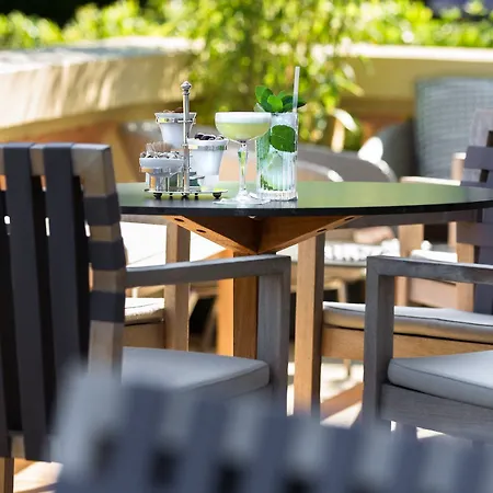 Hotel Royal-riviera 5*