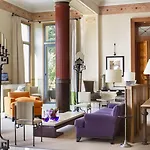 Royal-riviera Hotel