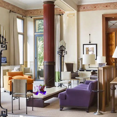 Royal-riviera Szálloda