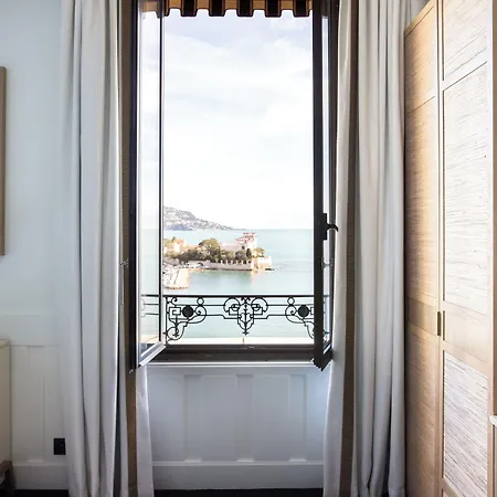 Отель Royal-riviera